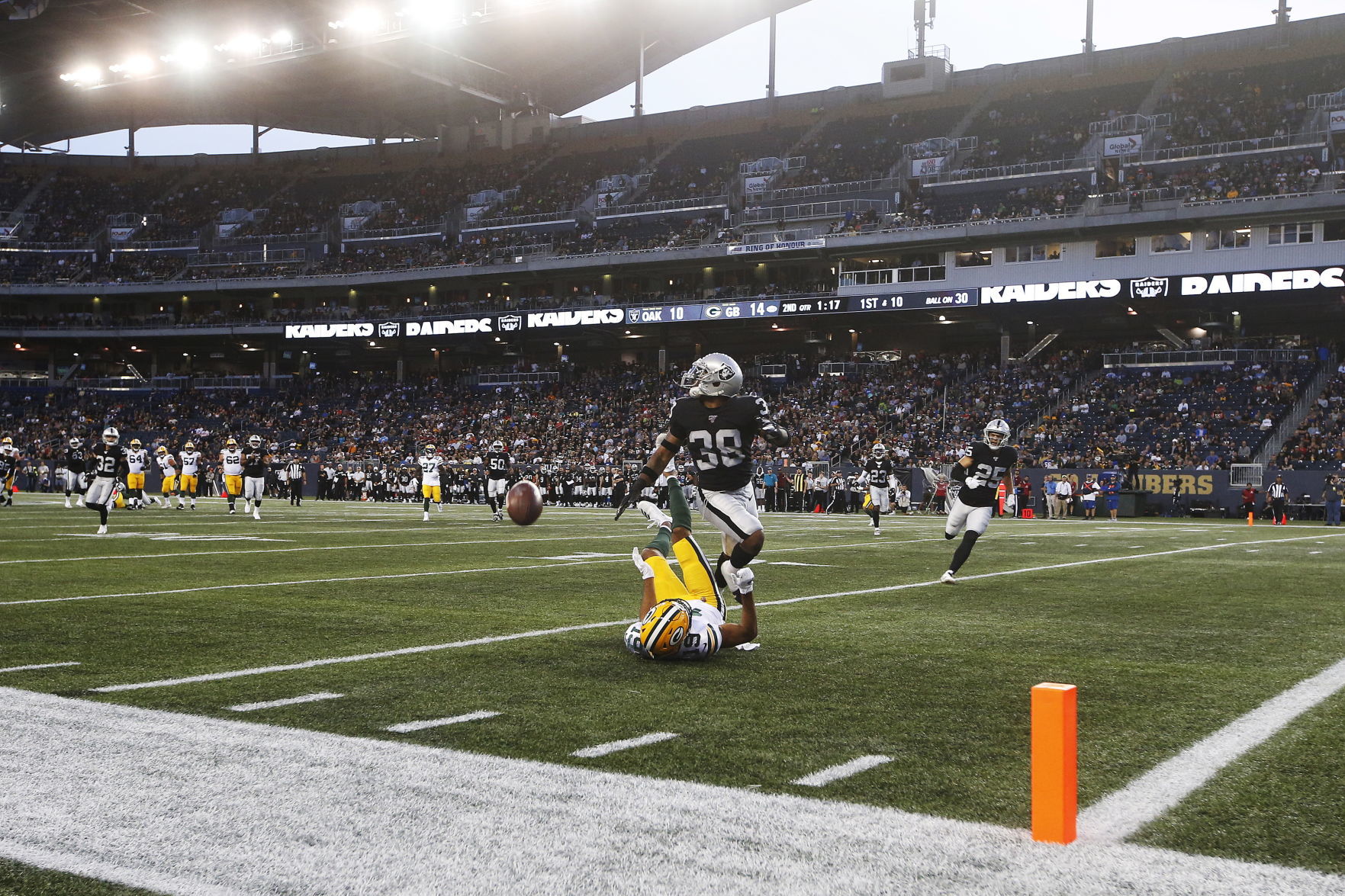 Raiders 22, Packers 21